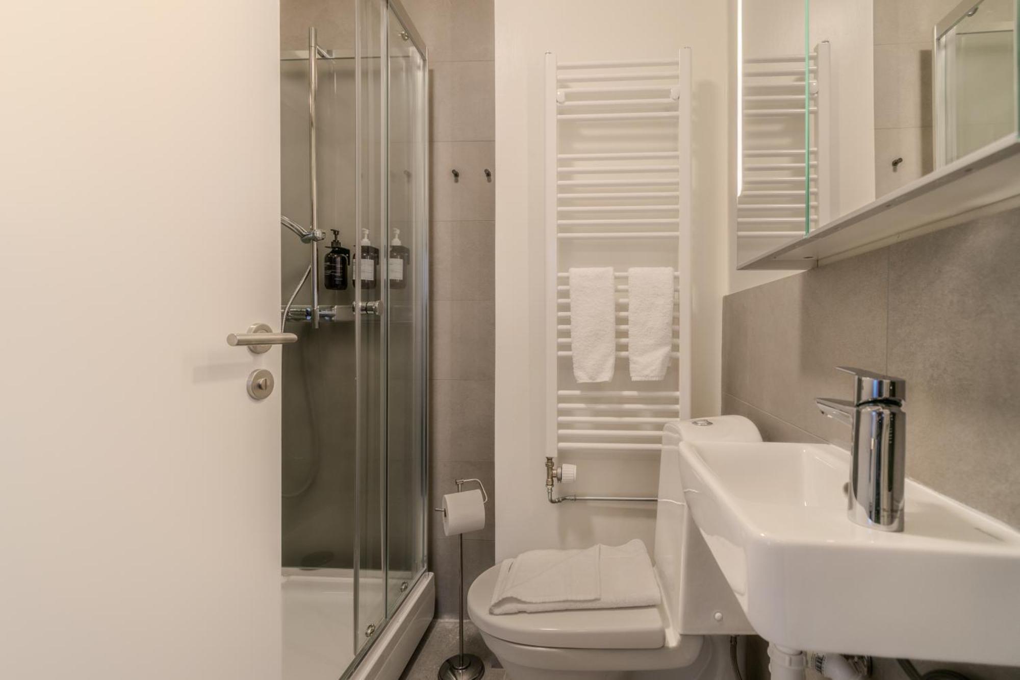 Framnesvegur - Two Bedroom Central Apartment ريكيافيك المظهر الخارجي الصورة
